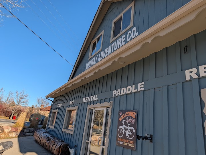 Lola's Street Kitchen